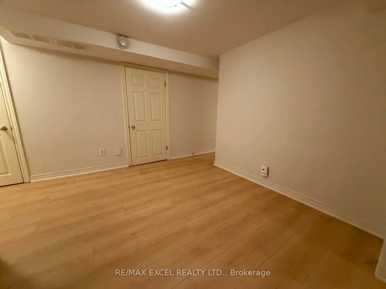 465, Becker, Crosby, Richmond Hill