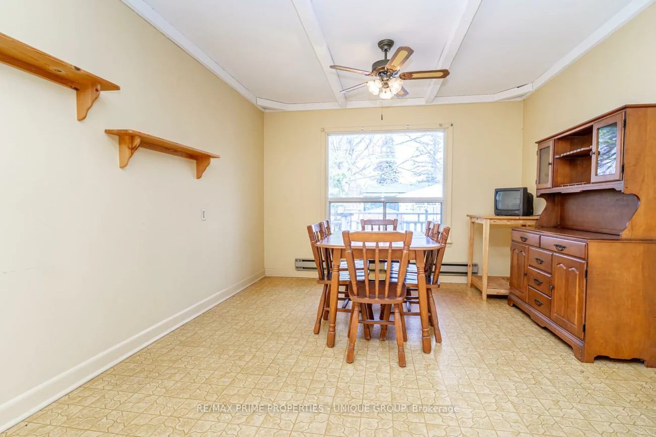 425, Centre, Crosby, Richmond Hill