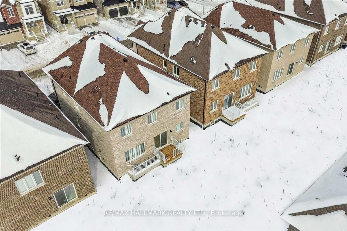 21, La Reine, Oak Ridges, Richmond Hill