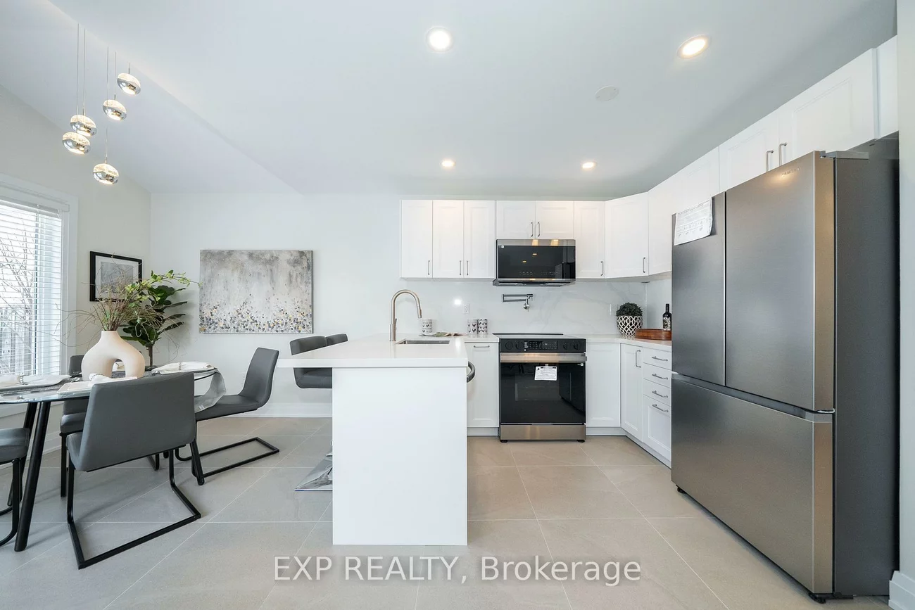 40, Primont, Rouge Woods, Richmond Hill