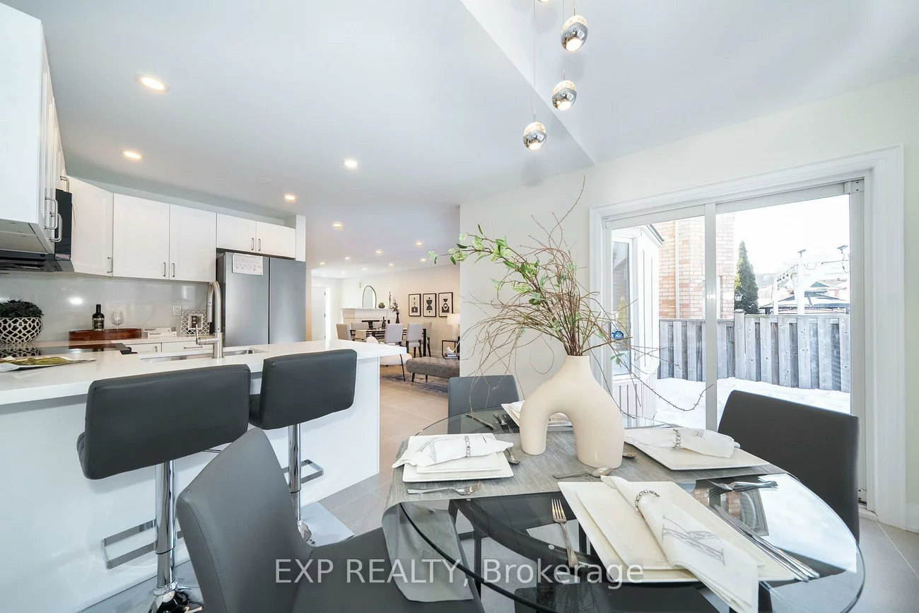 40, Primont, Rouge Woods, Richmond Hill