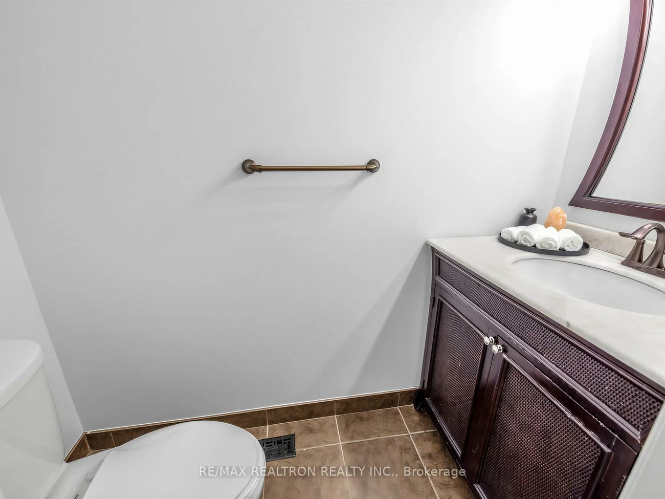 31, Cougar, Devonsleigh, Richmond Hill