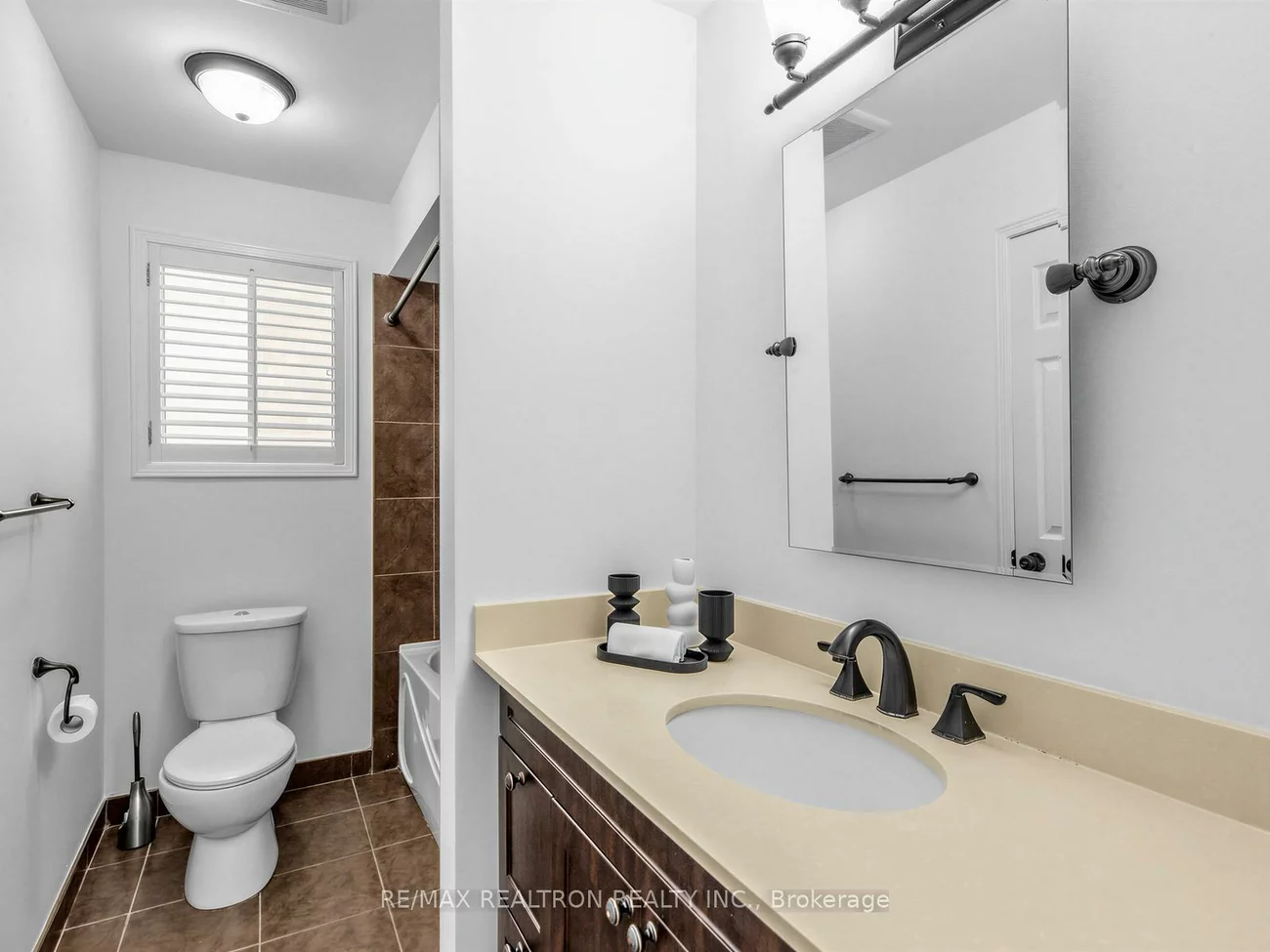 31, Cougar, Devonsleigh, Richmond Hill