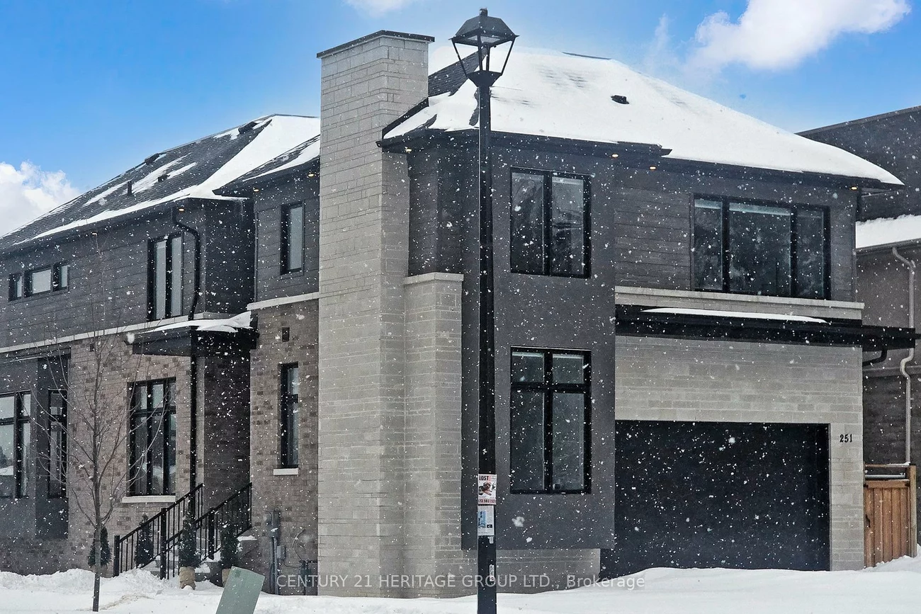 251, Oxford, Mill Pond, Richmond Hill