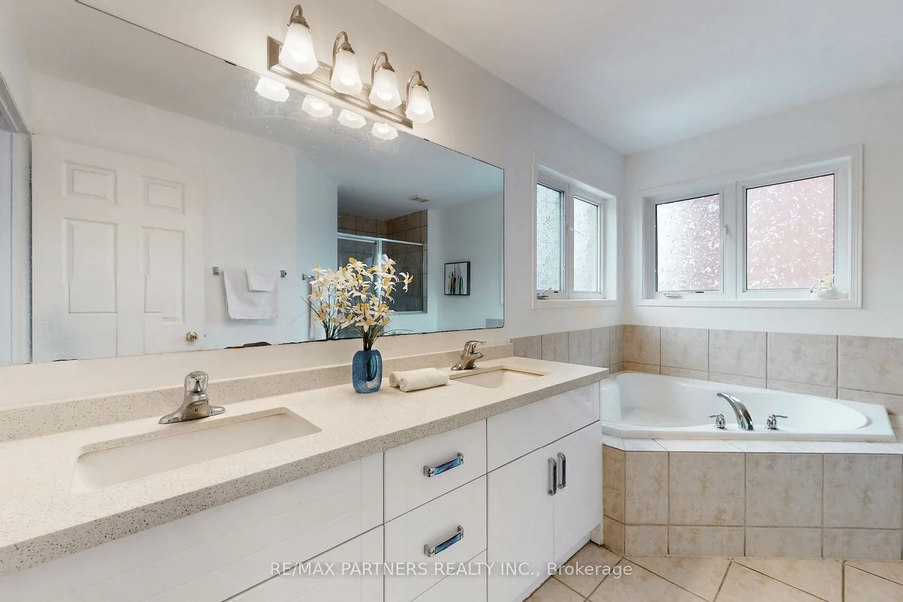 79, Carnoustie, Jefferson, Richmond Hill