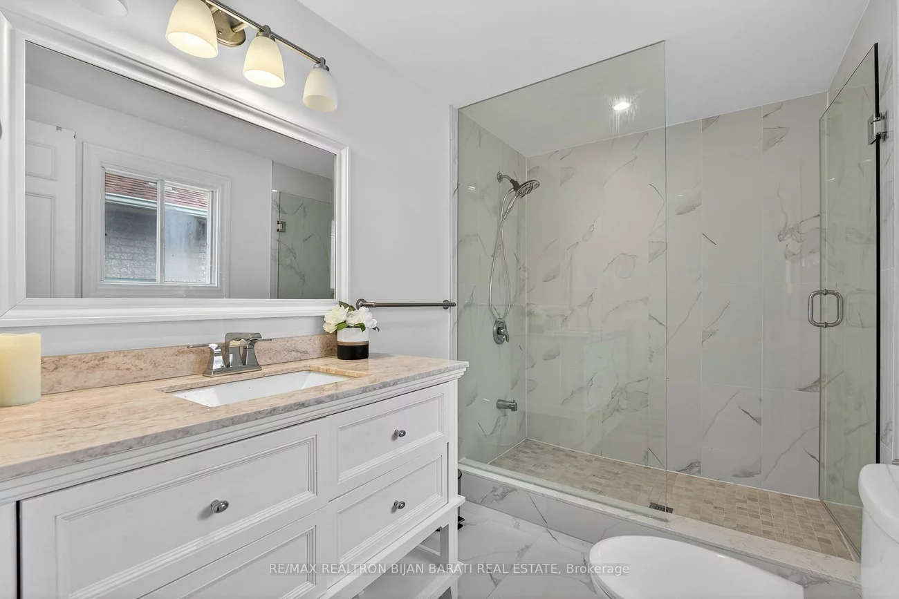 92, Weldrick, Harding, Richmond Hill