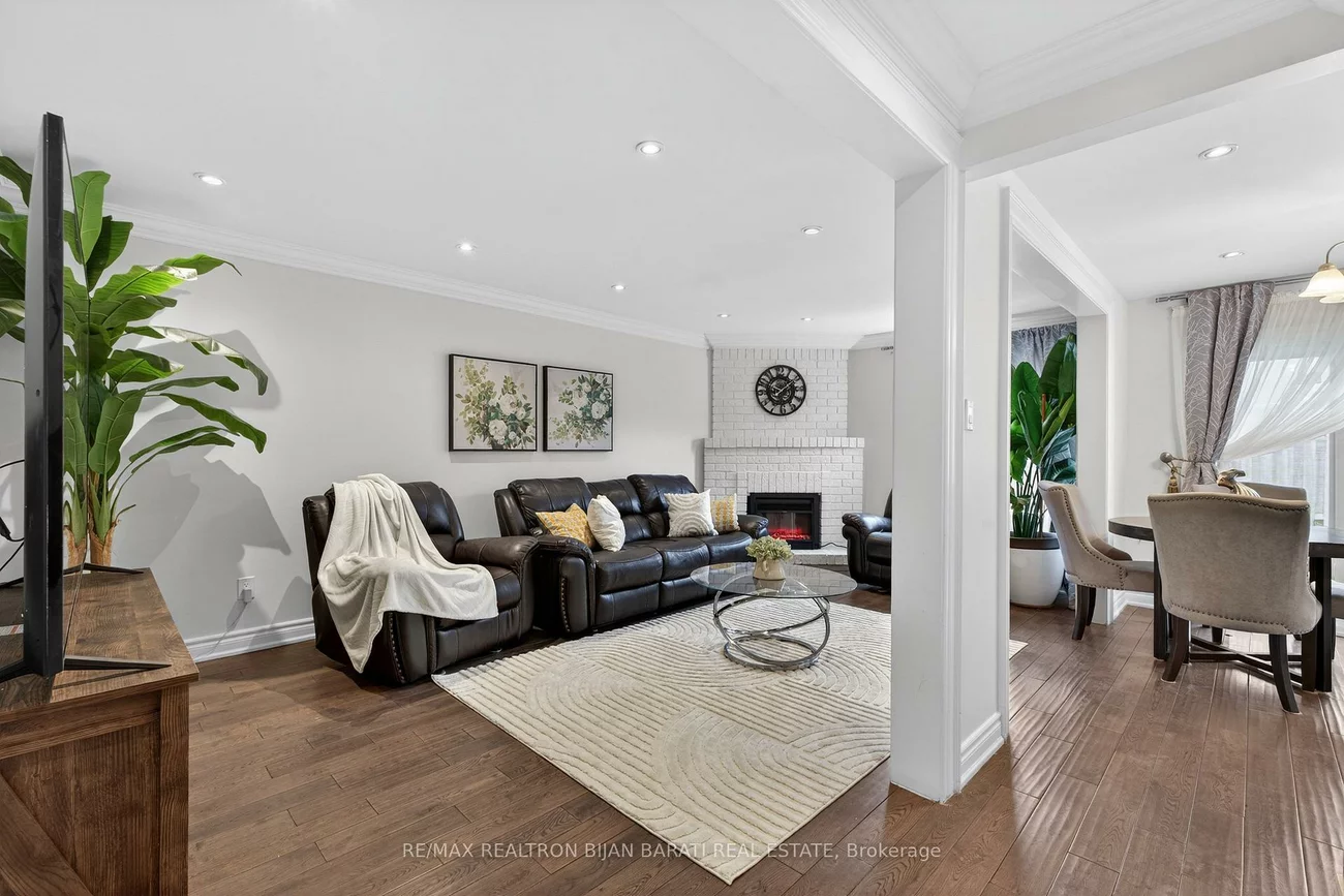 92, Weldrick, Harding, Richmond Hill