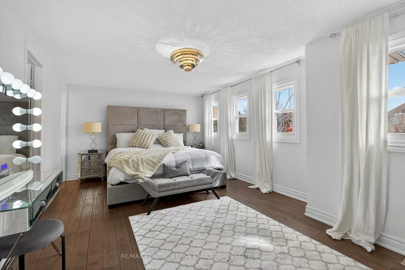 92, Weldrick, Harding, Richmond Hill