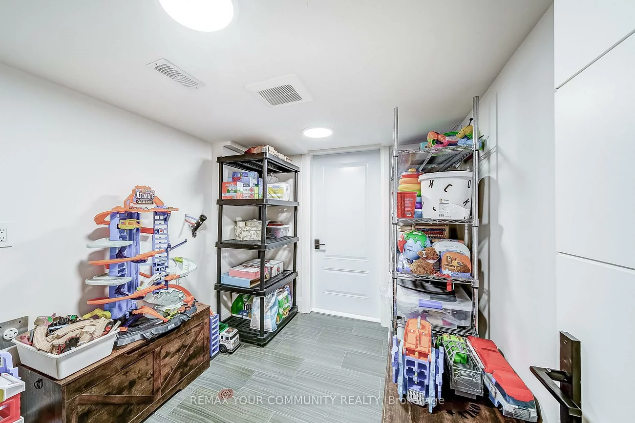 116, Lucas, Mill Pond, Richmond Hill