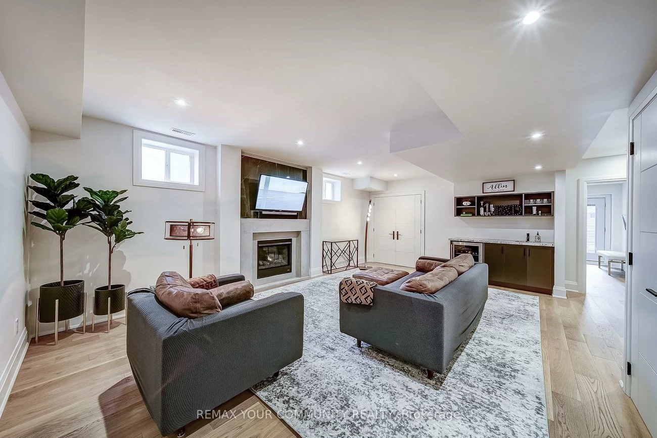 116, Lucas, Mill Pond, Richmond Hill