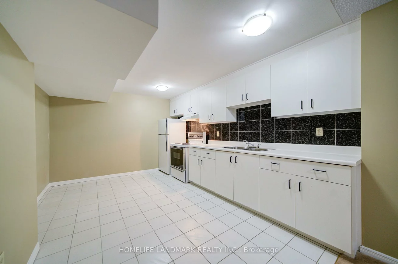 111, Theobalds, Mill Pond, Richmond Hill