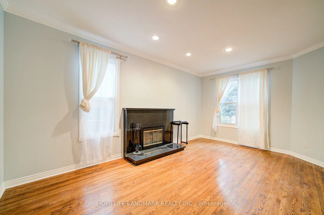 111, Theobalds, Mill Pond, Richmond Hill