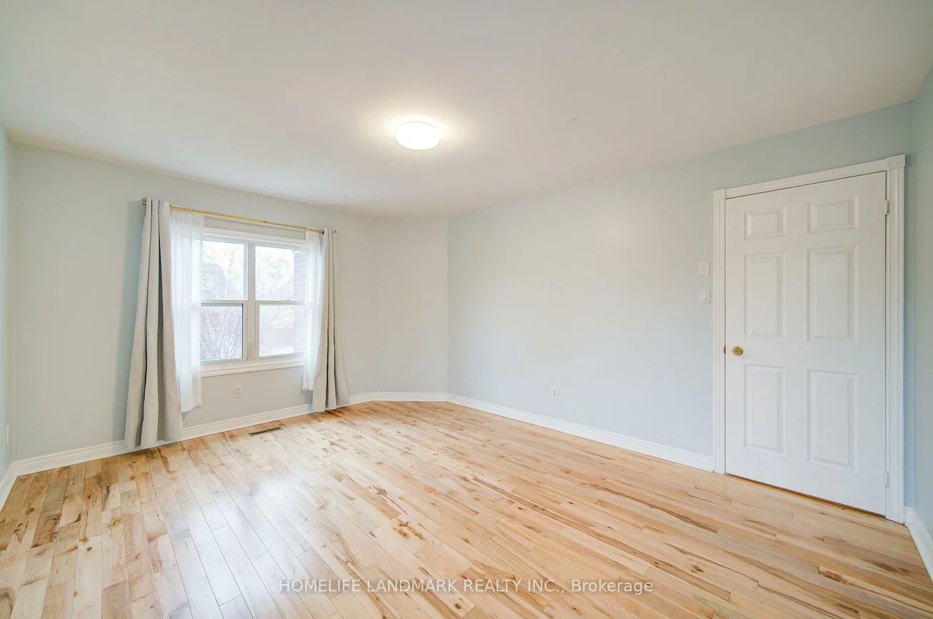 111, Theobalds, Mill Pond, Richmond Hill