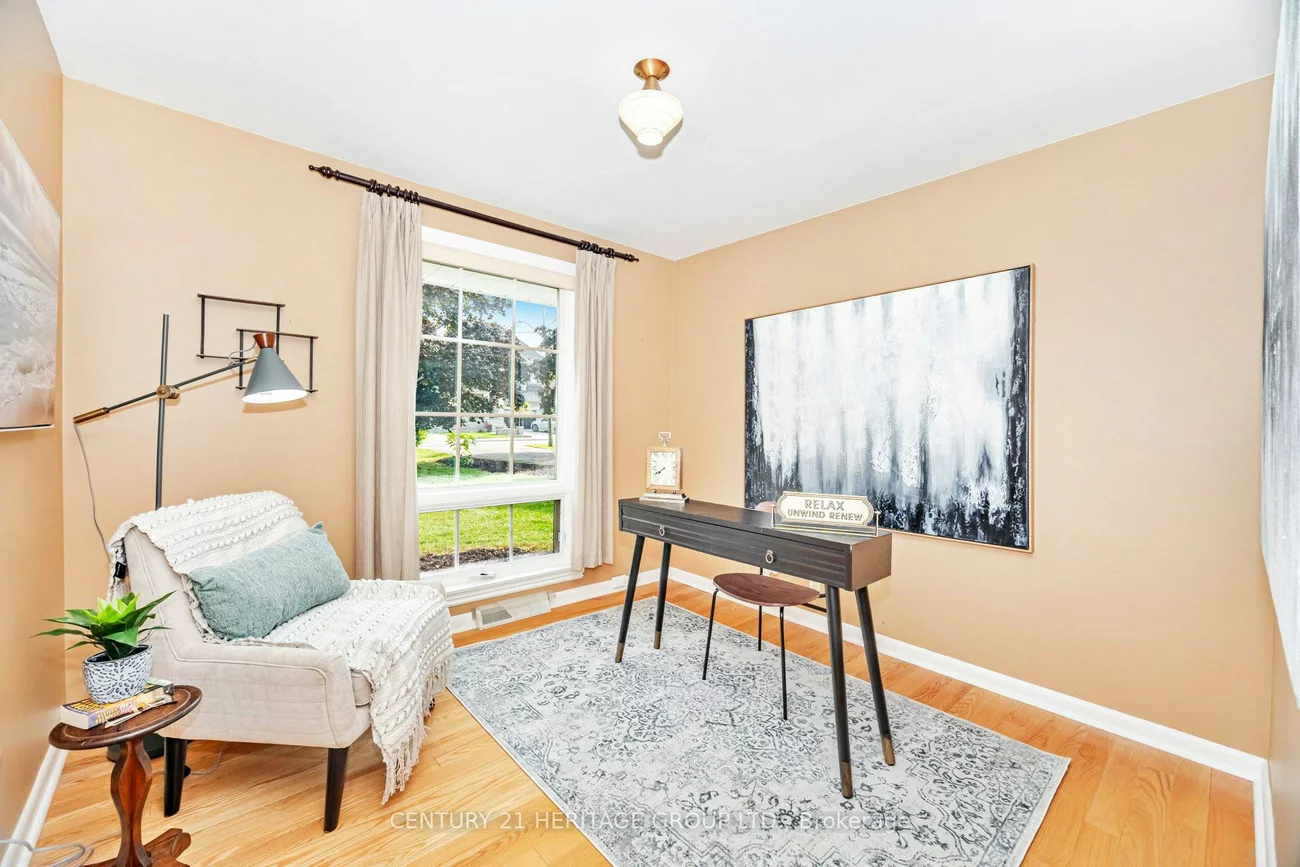 22, Poplar, Oak Ridges, Richmond Hill