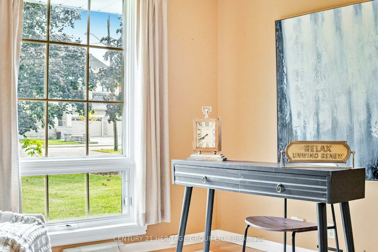 22, Poplar, Oak Ridges, Richmond Hill