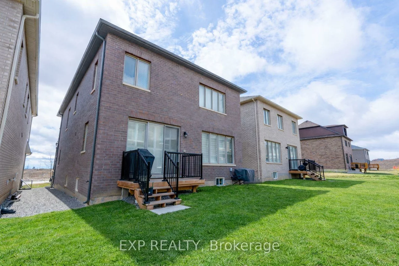 14, Longworth, Rural Richmond Hill, Richmond Hill