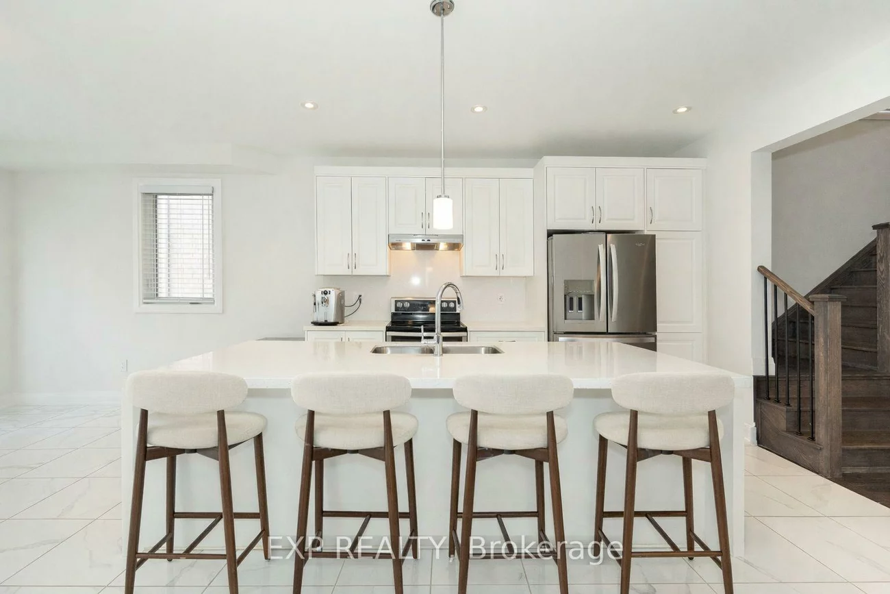 14, Longworth, Rural Richmond Hill, Richmond Hill