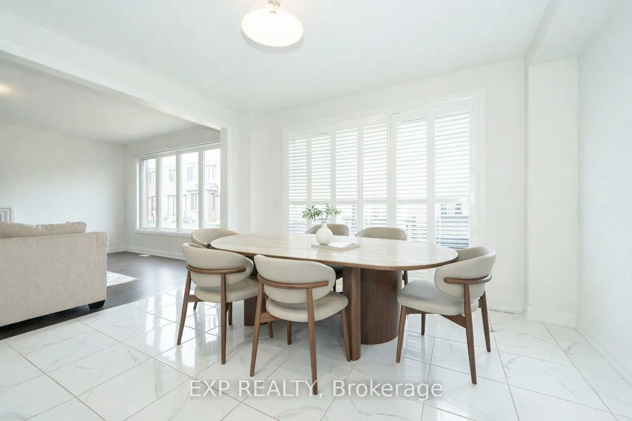 14, Longworth, Rural Richmond Hill, Richmond Hill