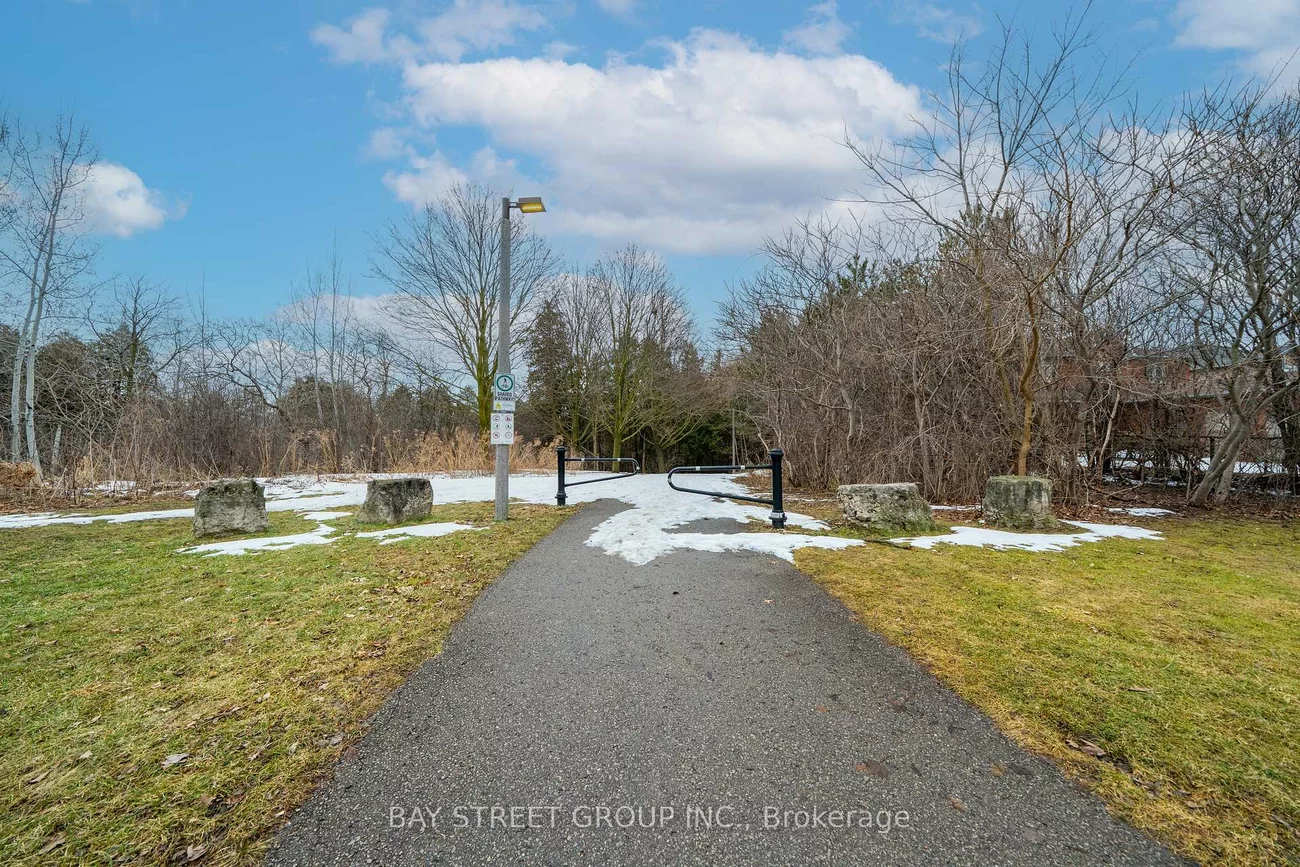 80, Summitcrest, Devonsleigh, Richmond Hill