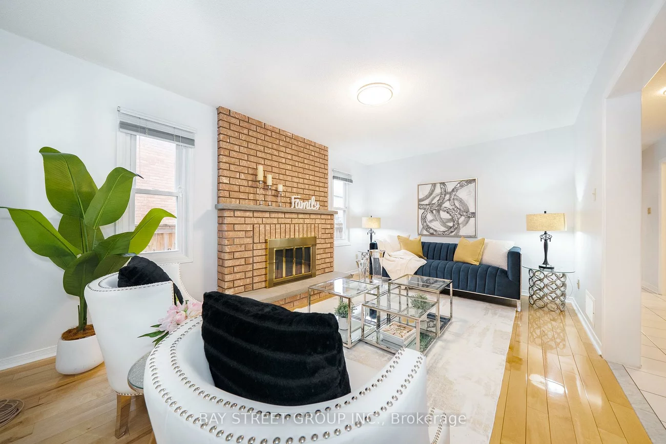 80, Summitcrest, Devonsleigh, Richmond Hill