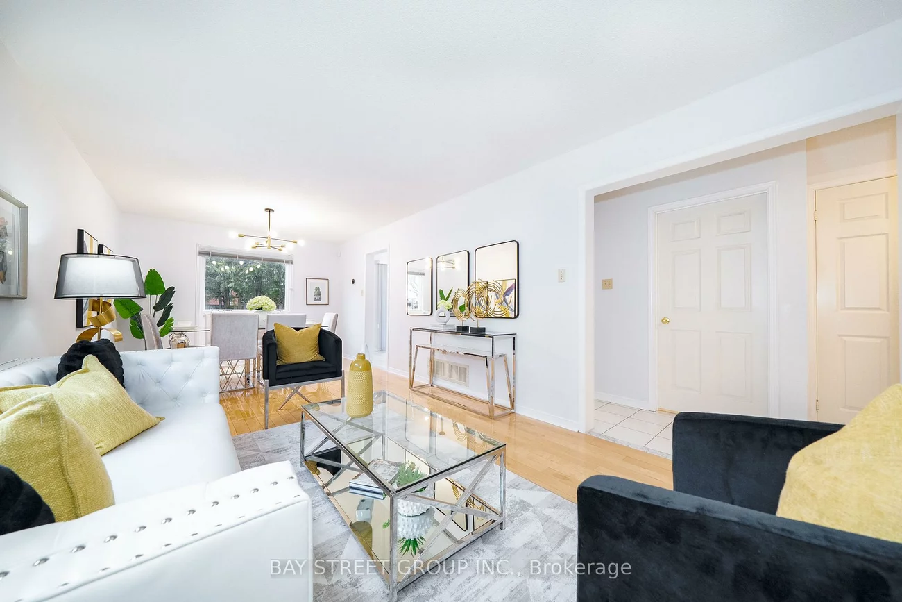 80, Summitcrest, Devonsleigh, Richmond Hill