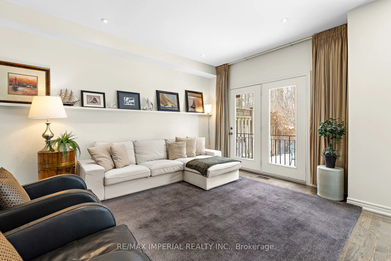 16, Carriage House, Jefferson, Richmond Hill