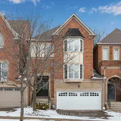 16, Carriage House, Jefferson, Richmond Hill