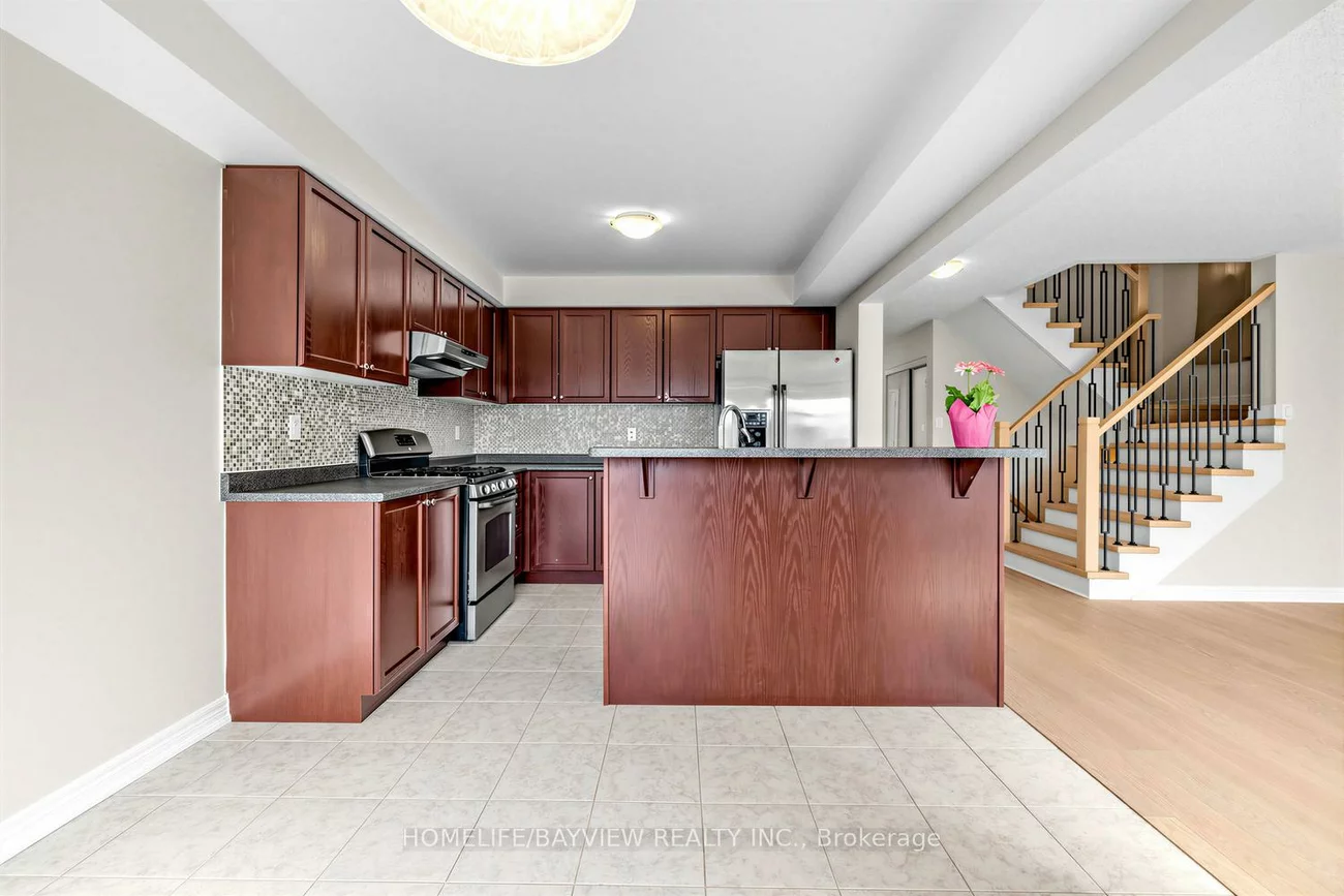 12, Winisk, Jefferson, Richmond Hill