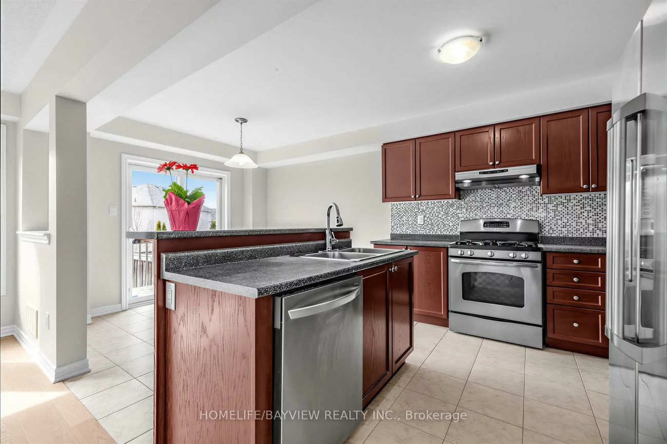 12, Winisk, Jefferson, Richmond Hill