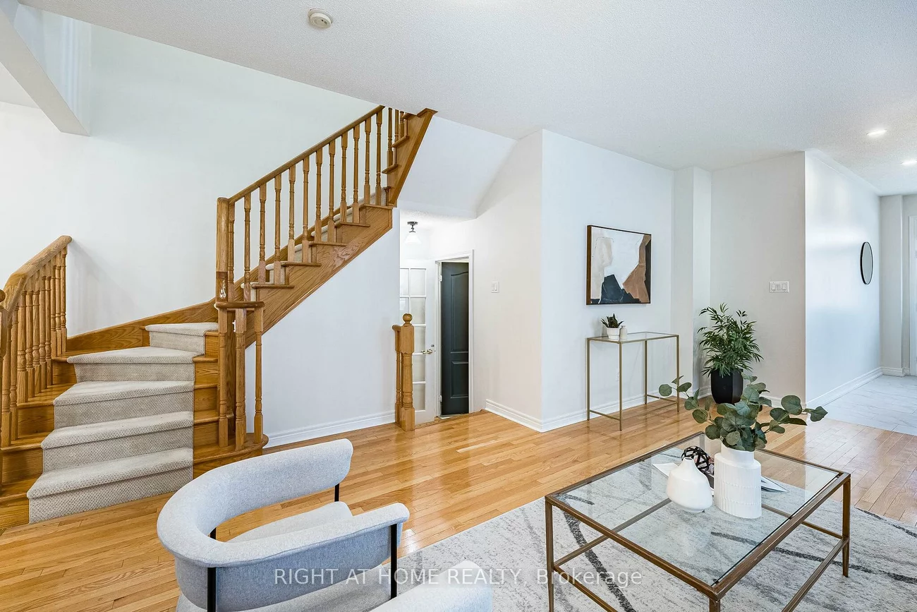 47, Kimono, Rouge Woods, Richmond Hill