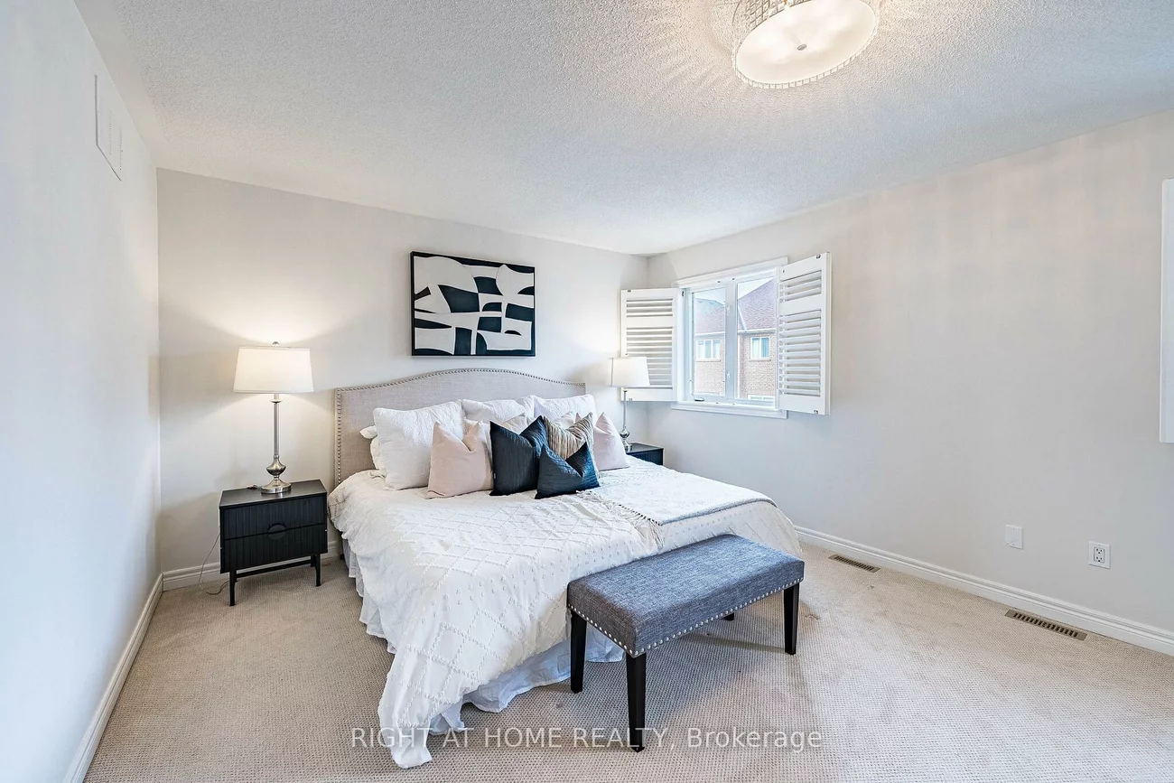 47, Kimono, Rouge Woods, Richmond Hill