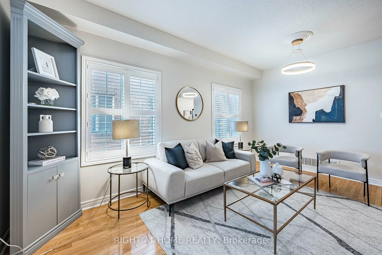 47, Kimono, Rouge Woods, Richmond Hill