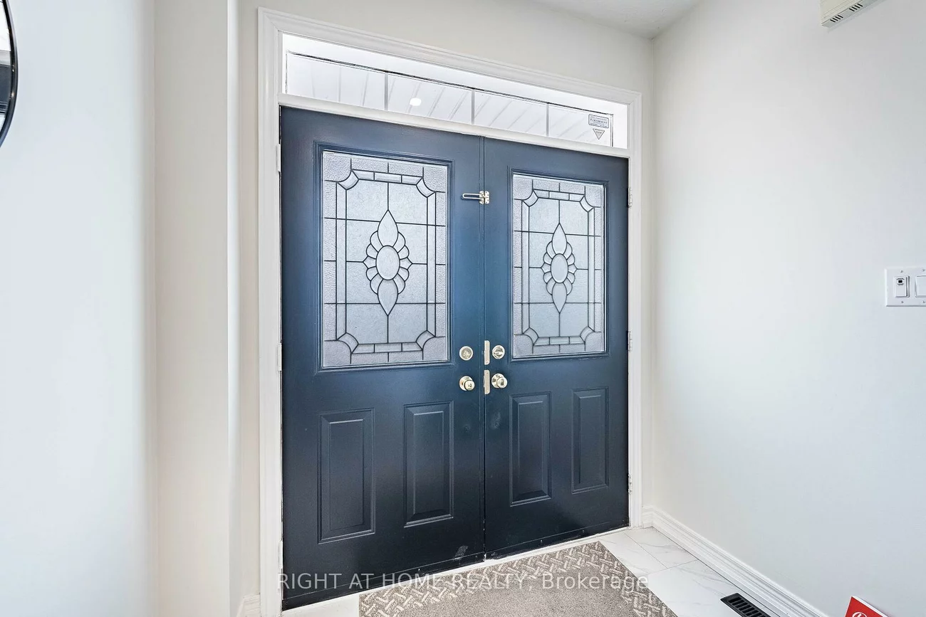 47, Kimono, Rouge Woods, Richmond Hill