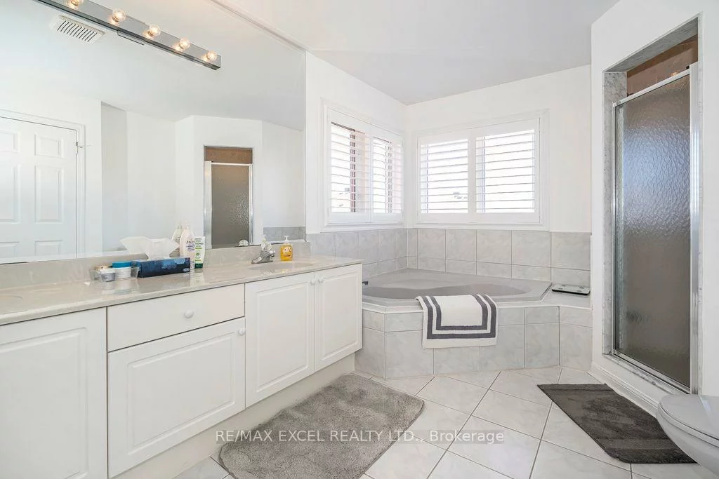 28, Fortune, Rouge Woods, Richmond Hill