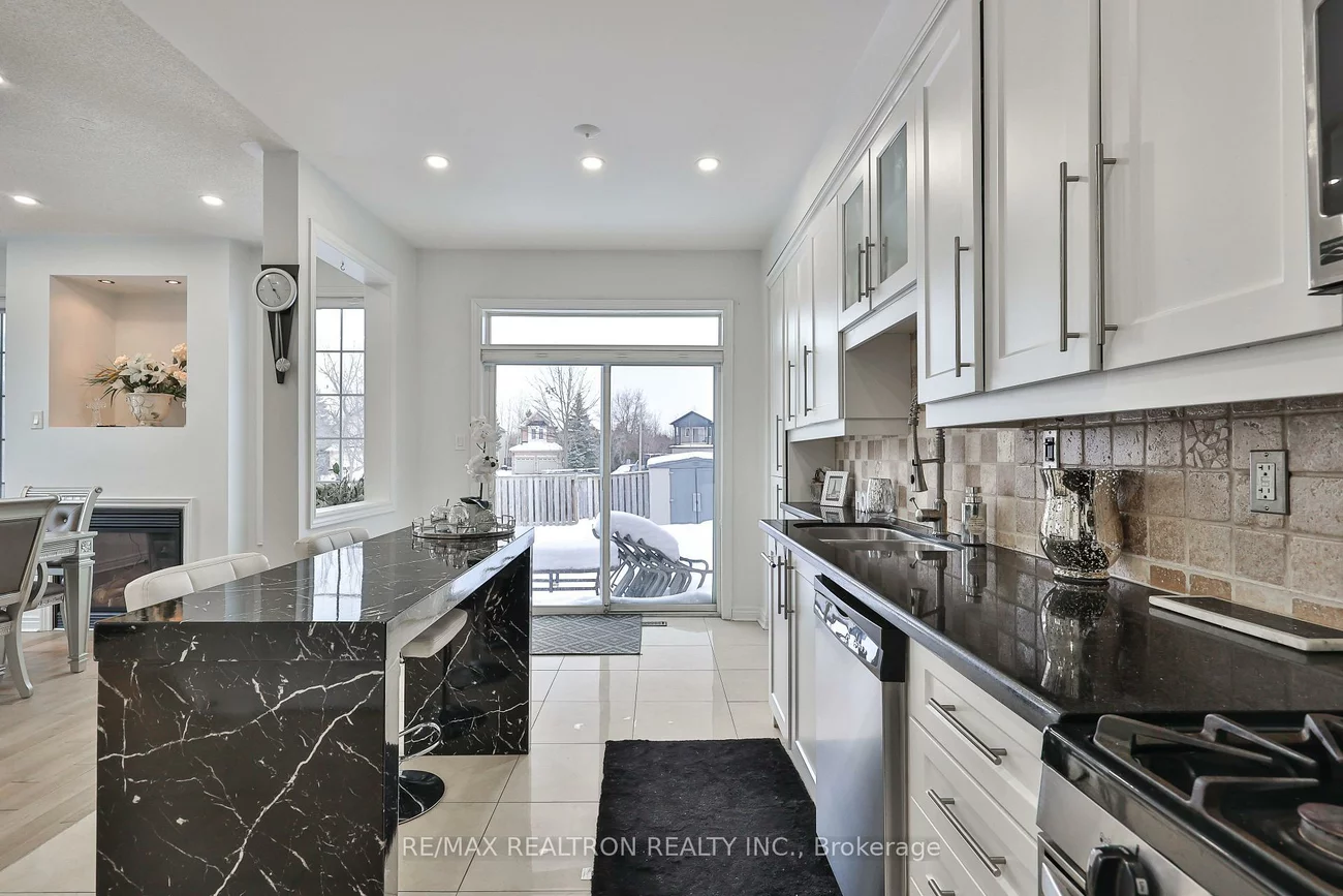 23, Sunridge, Oak Ridges, Richmond Hill