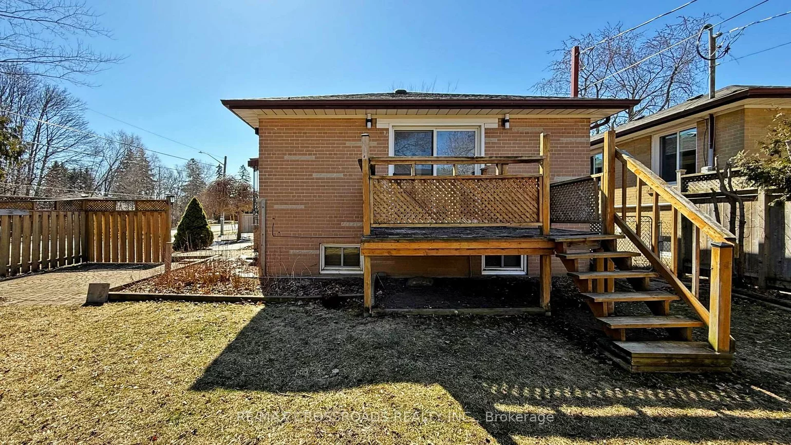 234, Sussex, Harding, Richmond Hill