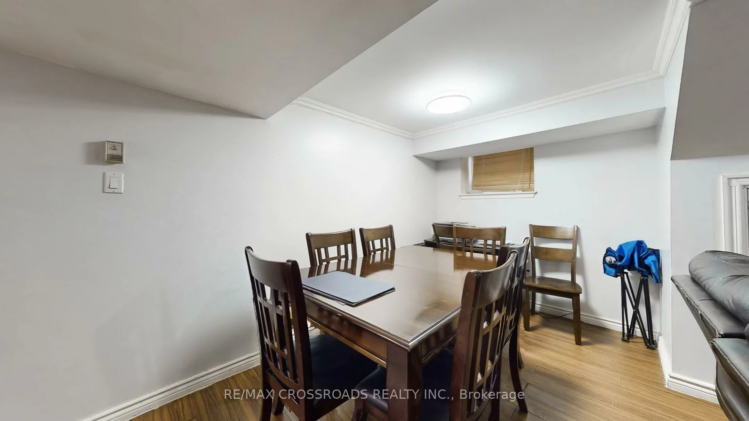 234, Sussex, Harding, Richmond Hill