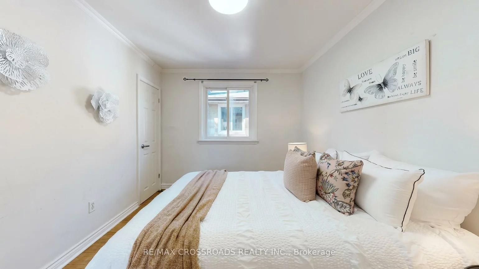 234, Sussex, Harding, Richmond Hill