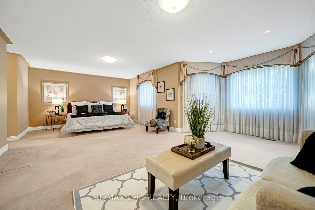 11, Palace, Doncrest, Richmond Hill