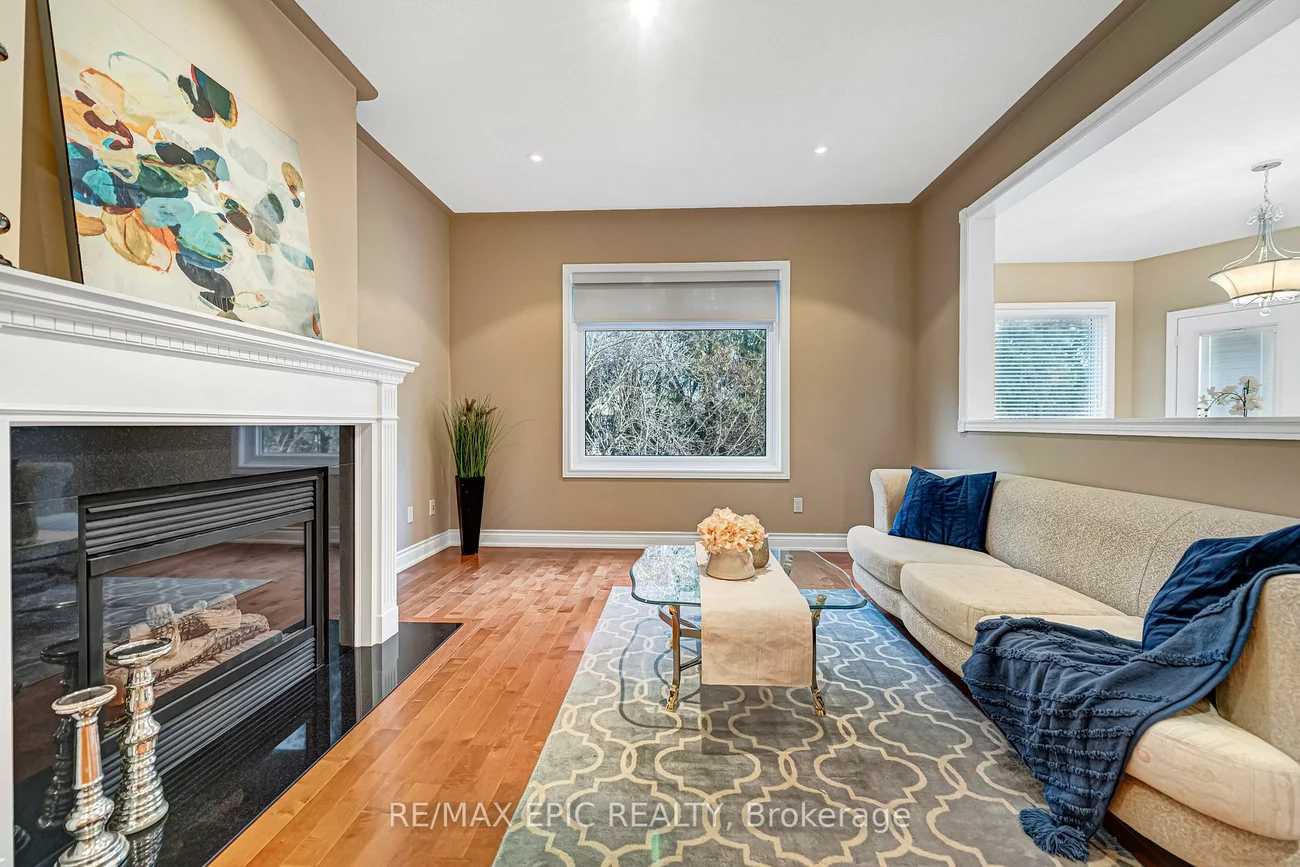11, Palace, Doncrest, Richmond Hill