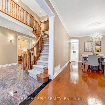 11, Palace, Doncrest, Richmond Hill
