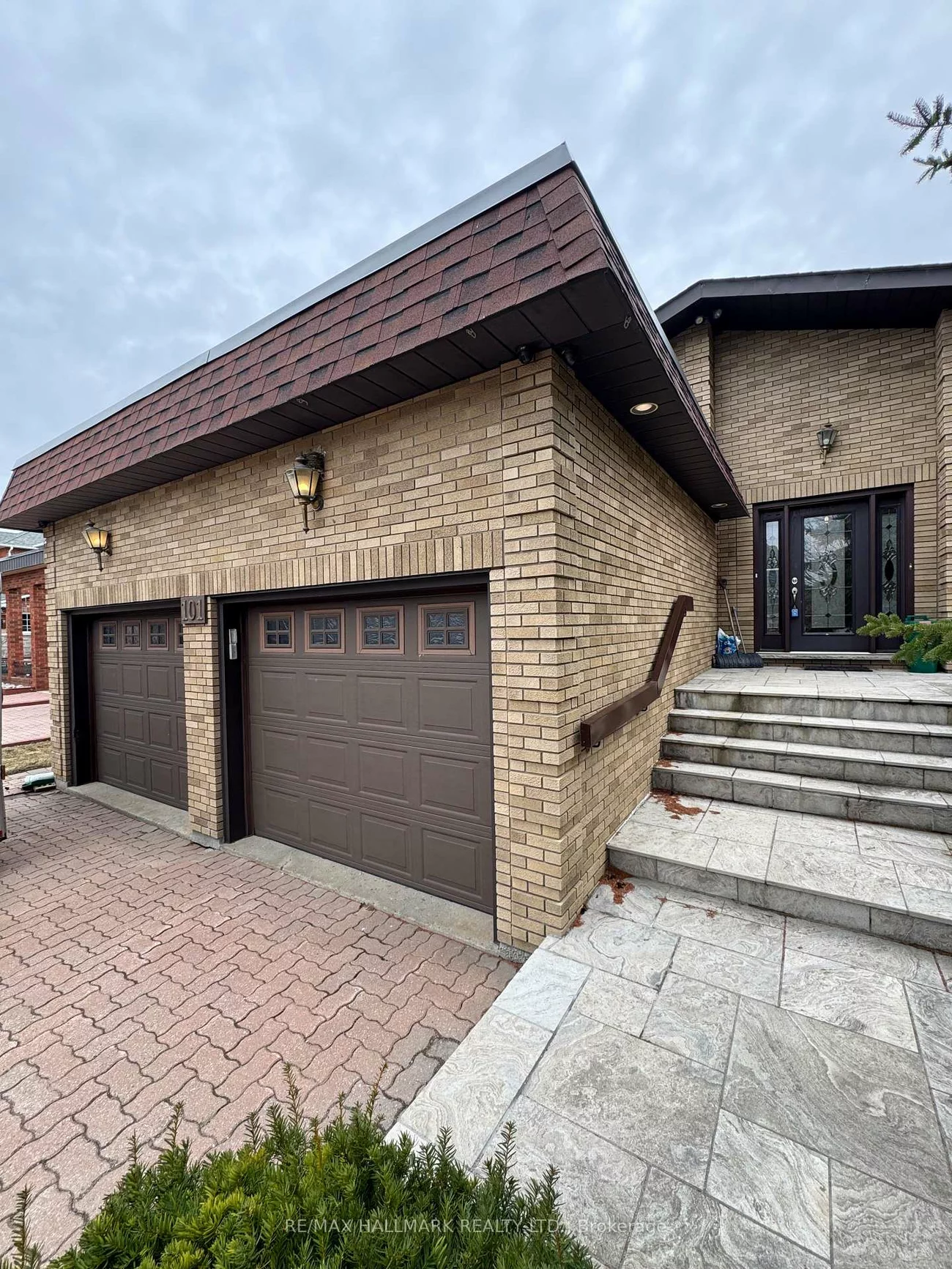 101, Leyburn, Westbrook, Richmond Hill