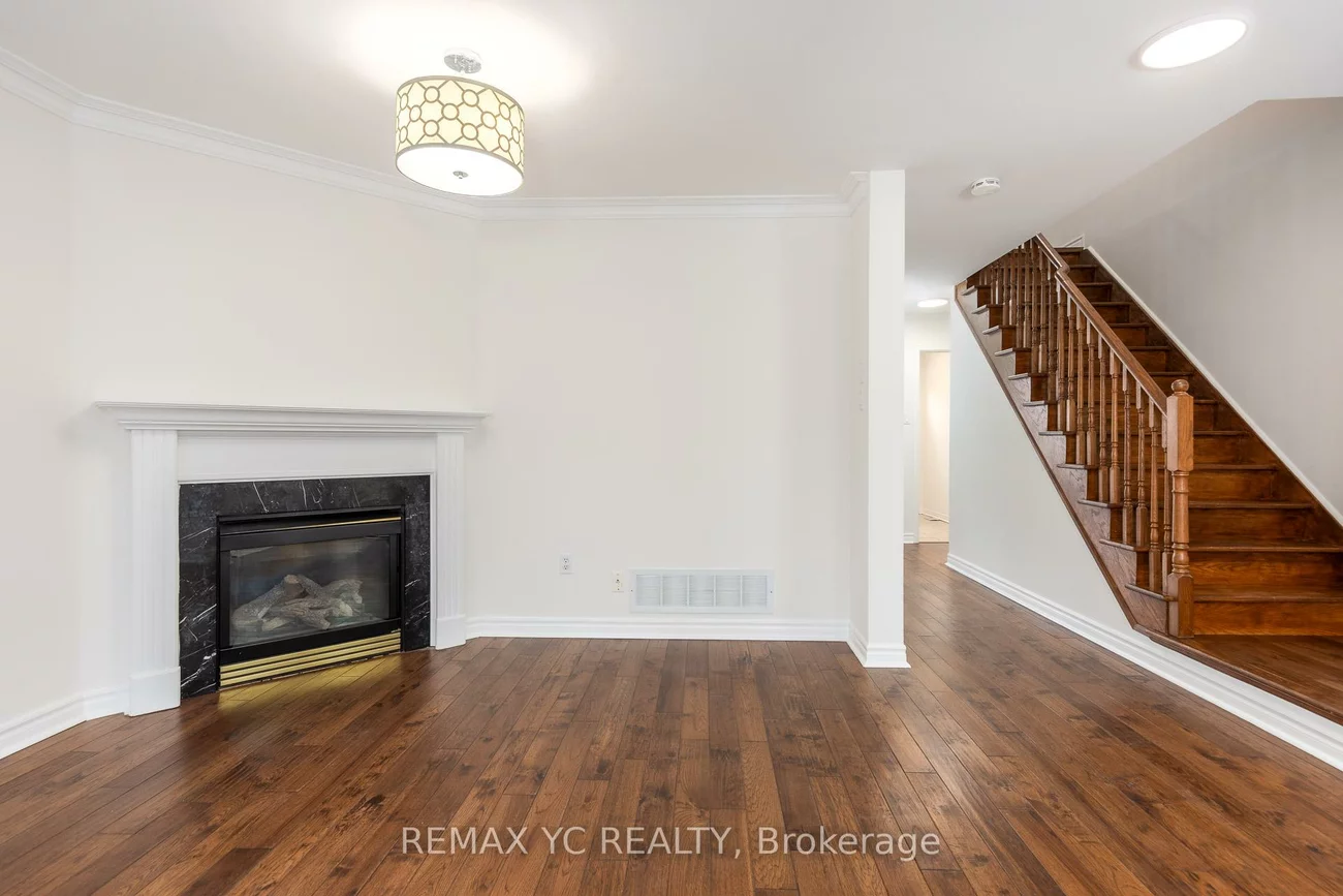 299, Bantry, Langstaff, Richmond Hill