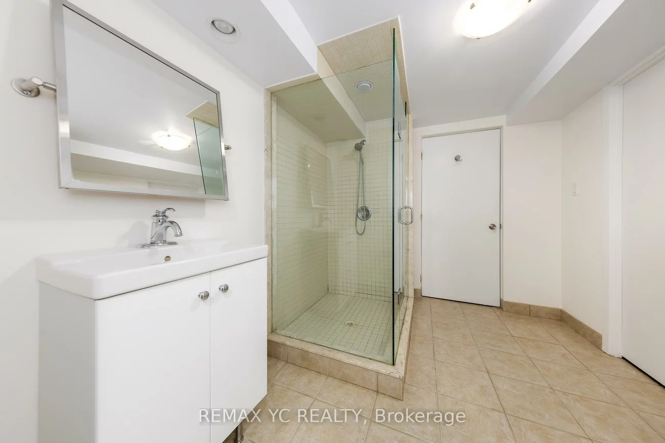 299, Bantry, Langstaff, Richmond Hill