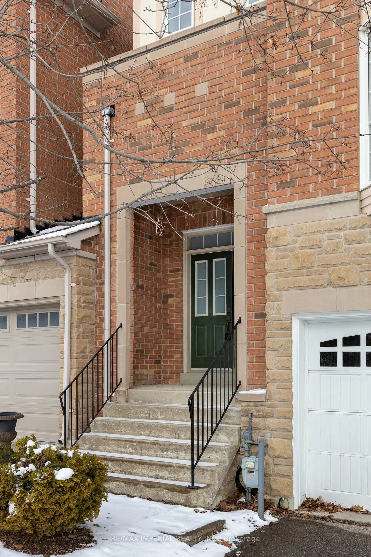 16, Carriage House, Jefferson, Richmond Hill
