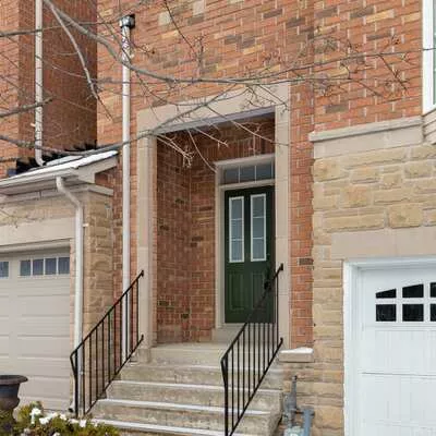 16, Carriage House, Jefferson, Richmond Hill
