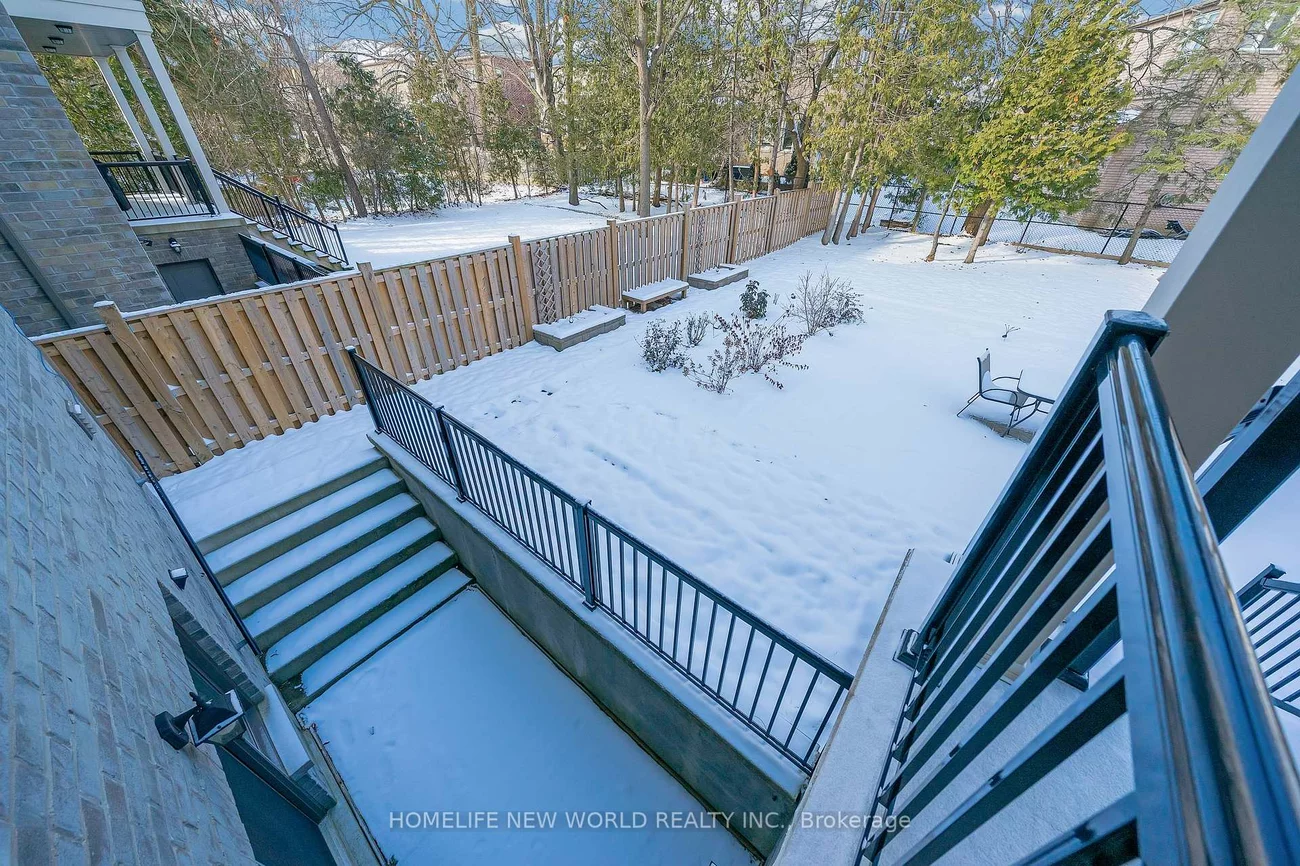 10, Stancroft, Westbrook, Richmond Hill