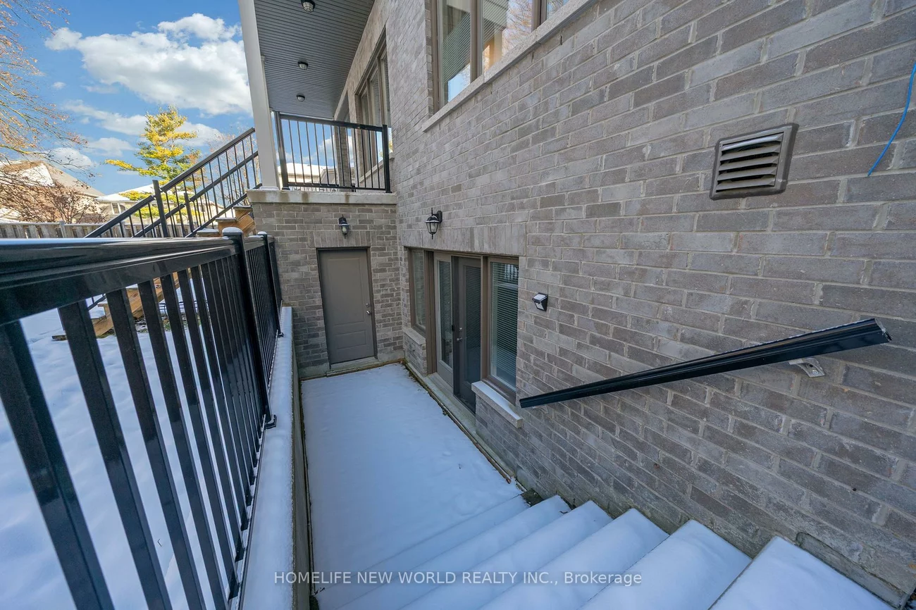 10, Stancroft, Westbrook, Richmond Hill