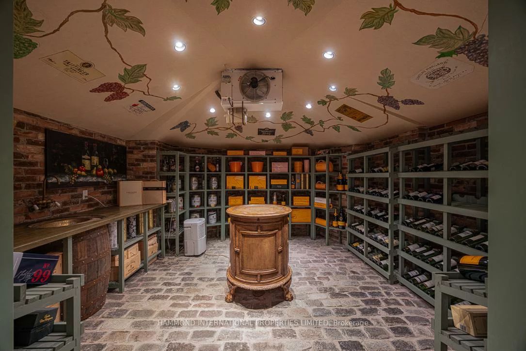 48, Old Park, Bayview Hill, Richmond Hill