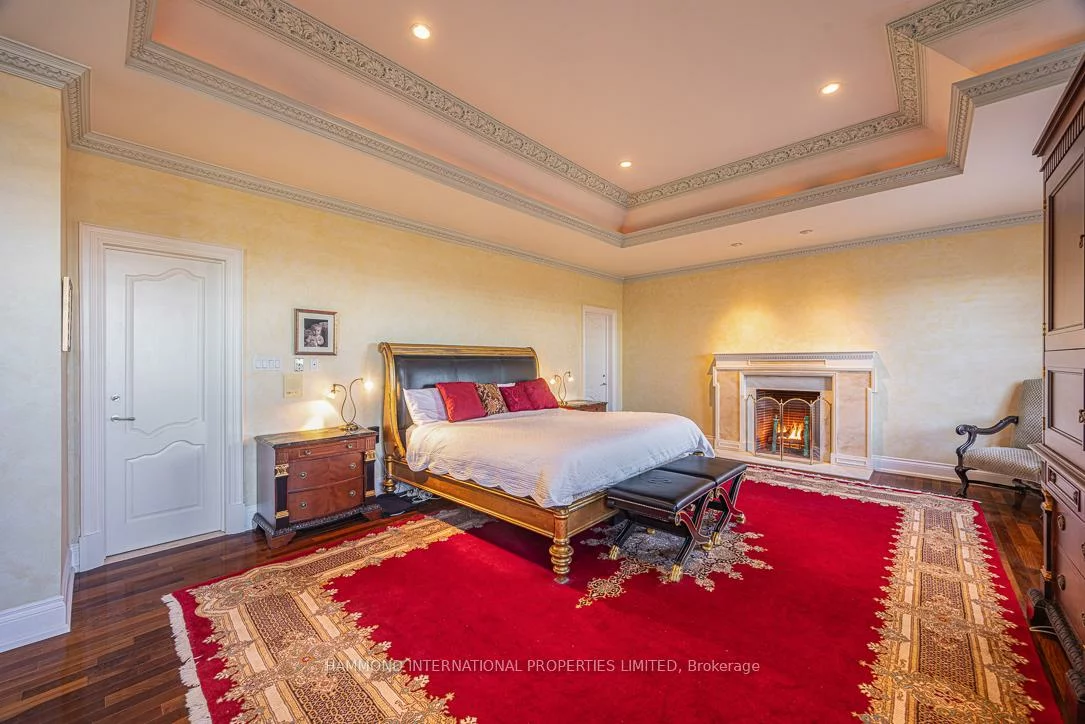 48, Old Park, Bayview Hill, Richmond Hill